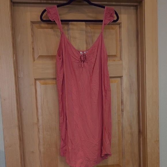 Roxy Dresses & Skirts - Women's Roxy Final Days Strappy Top Peach Color Lightweight Size Large